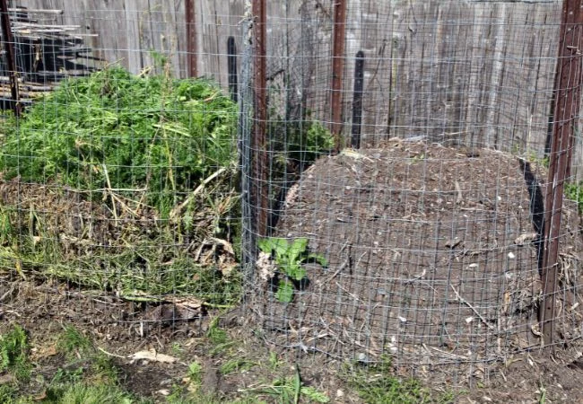 how-to-make-a-compost-pile-4